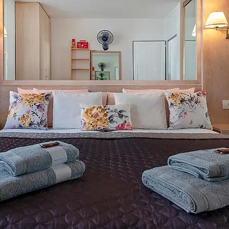 Azahara Playa -las Vistas Free Wifi Apartment Playa de las Americas (Tenerife)